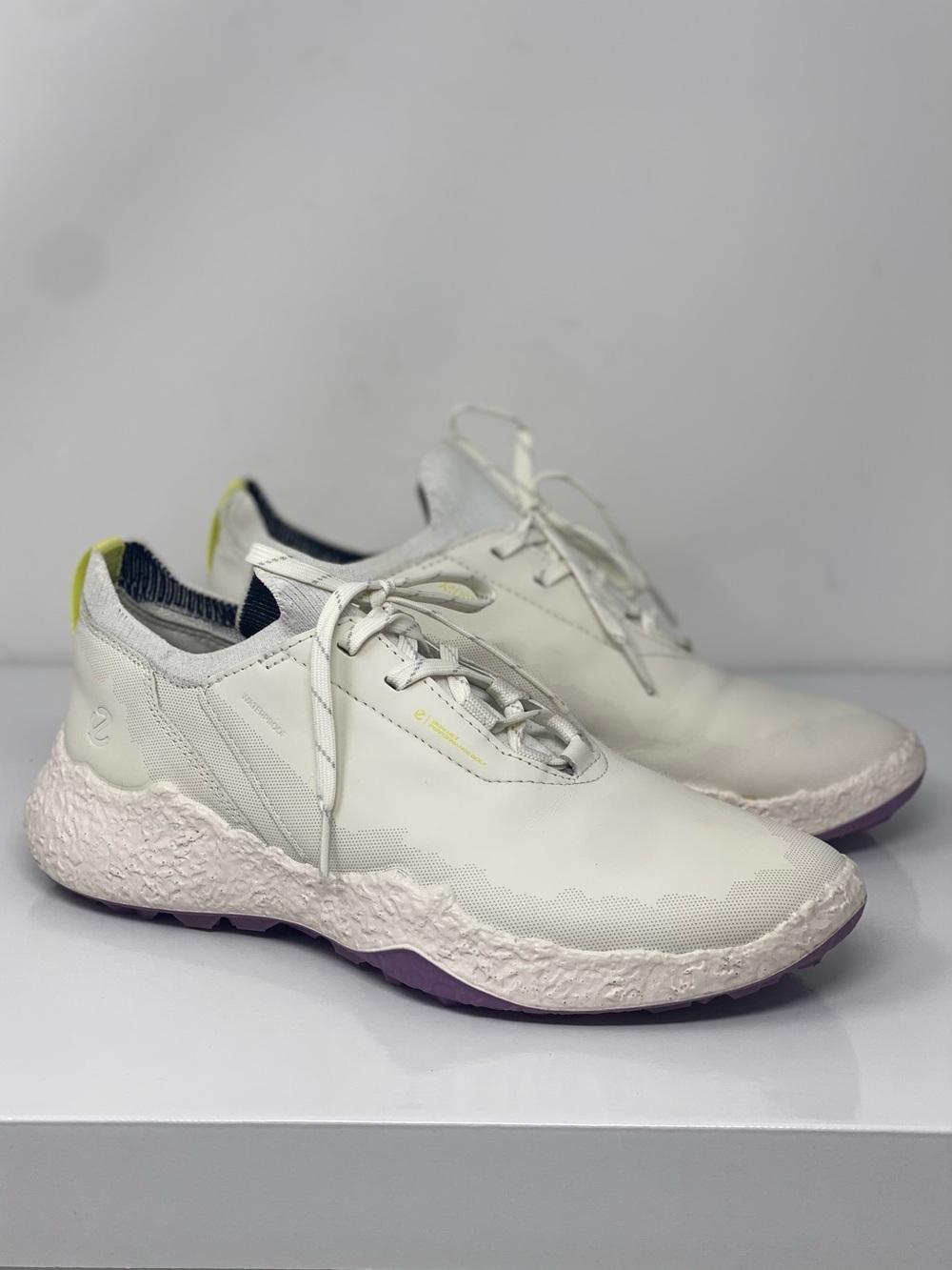 ECCO Biom H5 Hybrid Golf Shoes Waterproof Leather Limestone EU 39, US 8-8.5